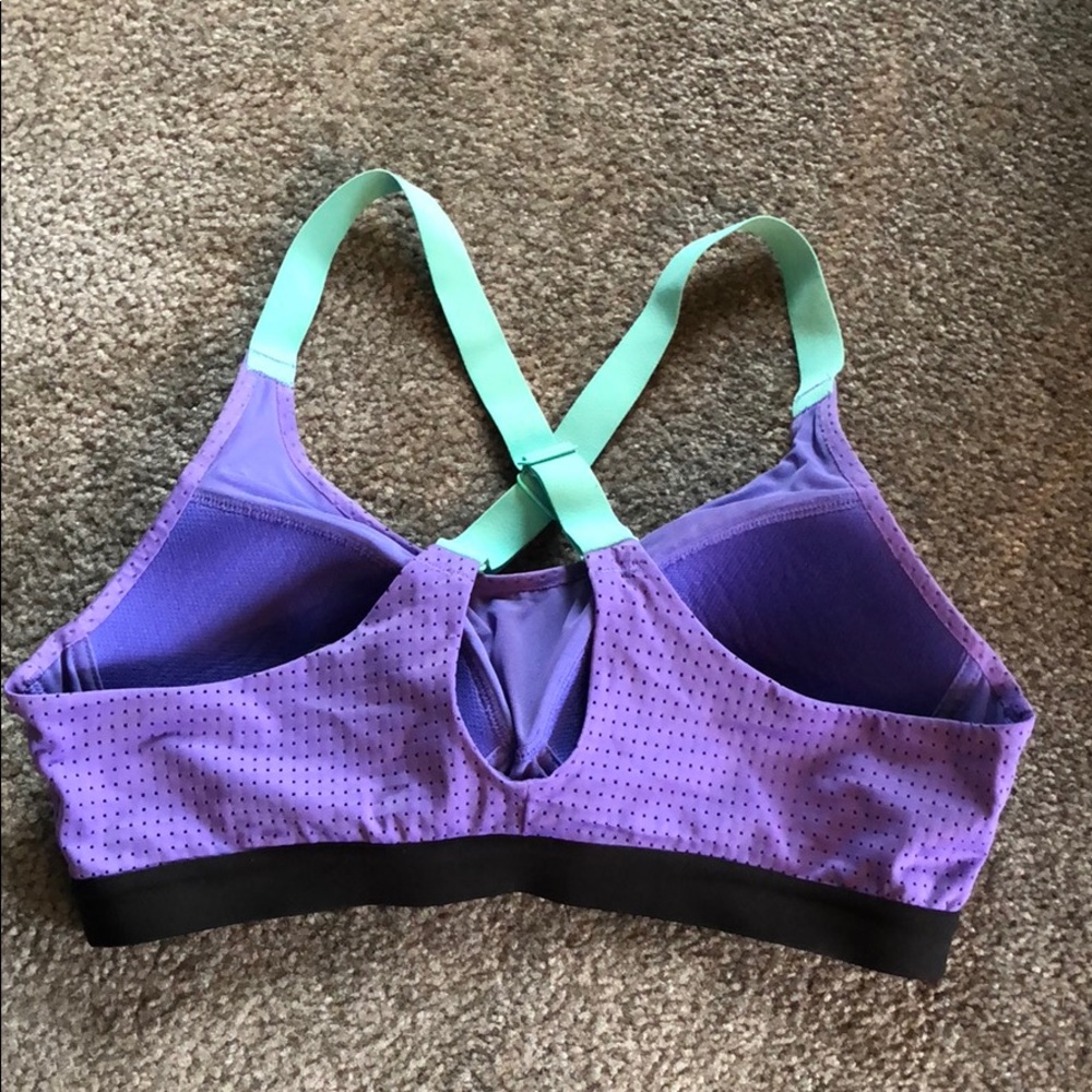 Victoria’s secret sports bra